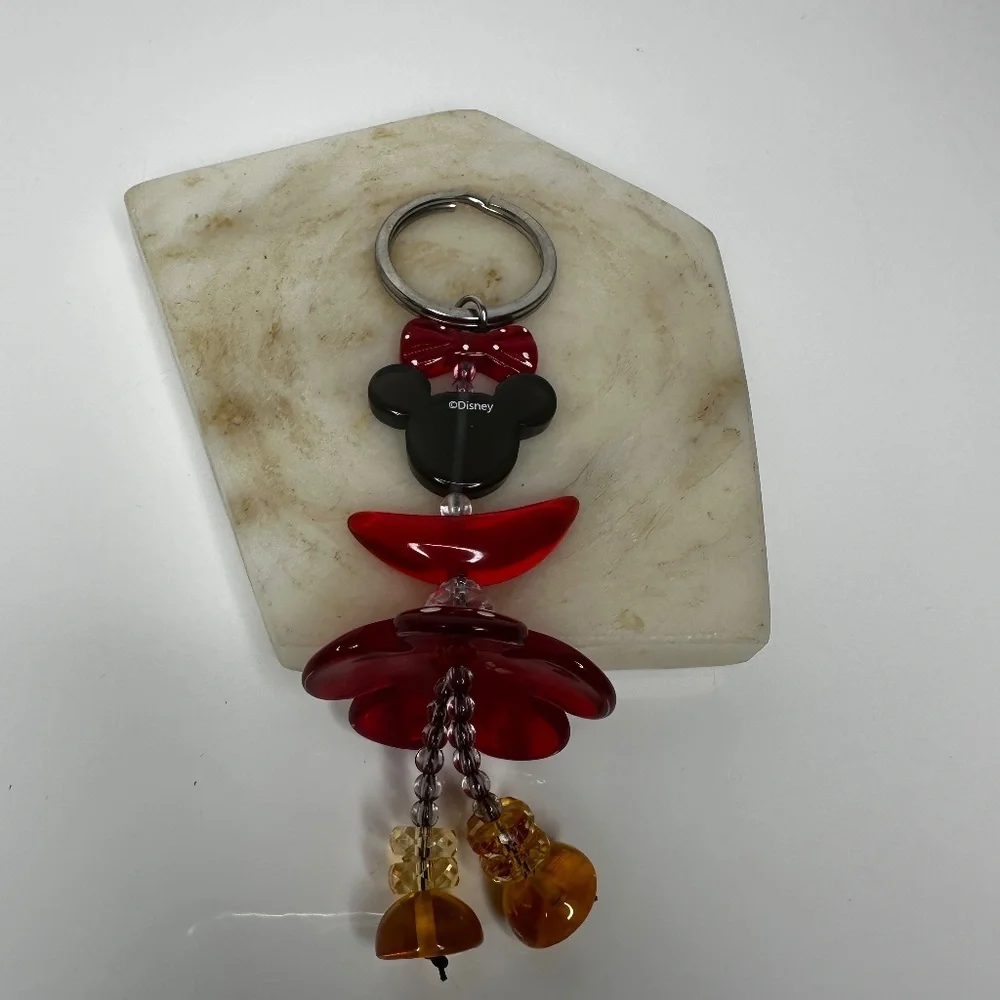 Vintage Disney Minnie Mouse keychain w/beaaded design silver tone keyring